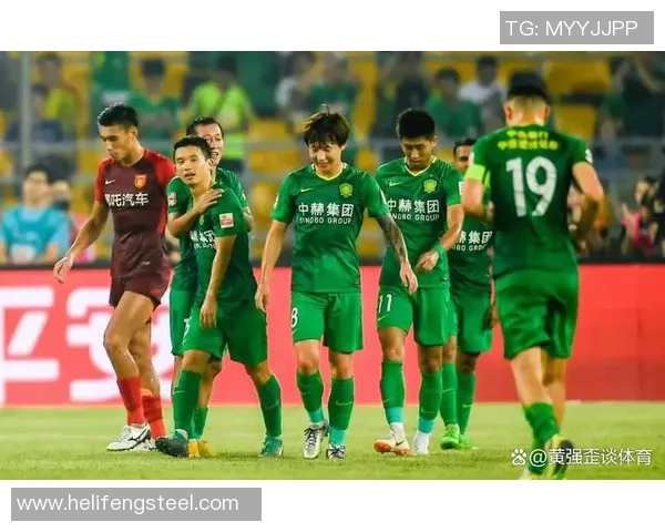 北京中赫国安迎战德国球队展开友谊赛激烈对抗展现足球魅力 北京中赫国安迎战德国球队展开友谊赛激烈对抗展现足球魅力